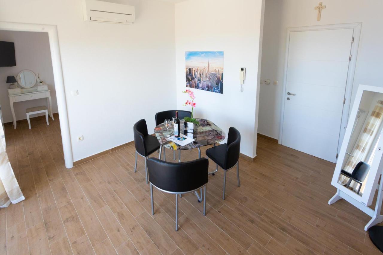 Apartments Jasa Deluxe Makarska Exteriör bild
