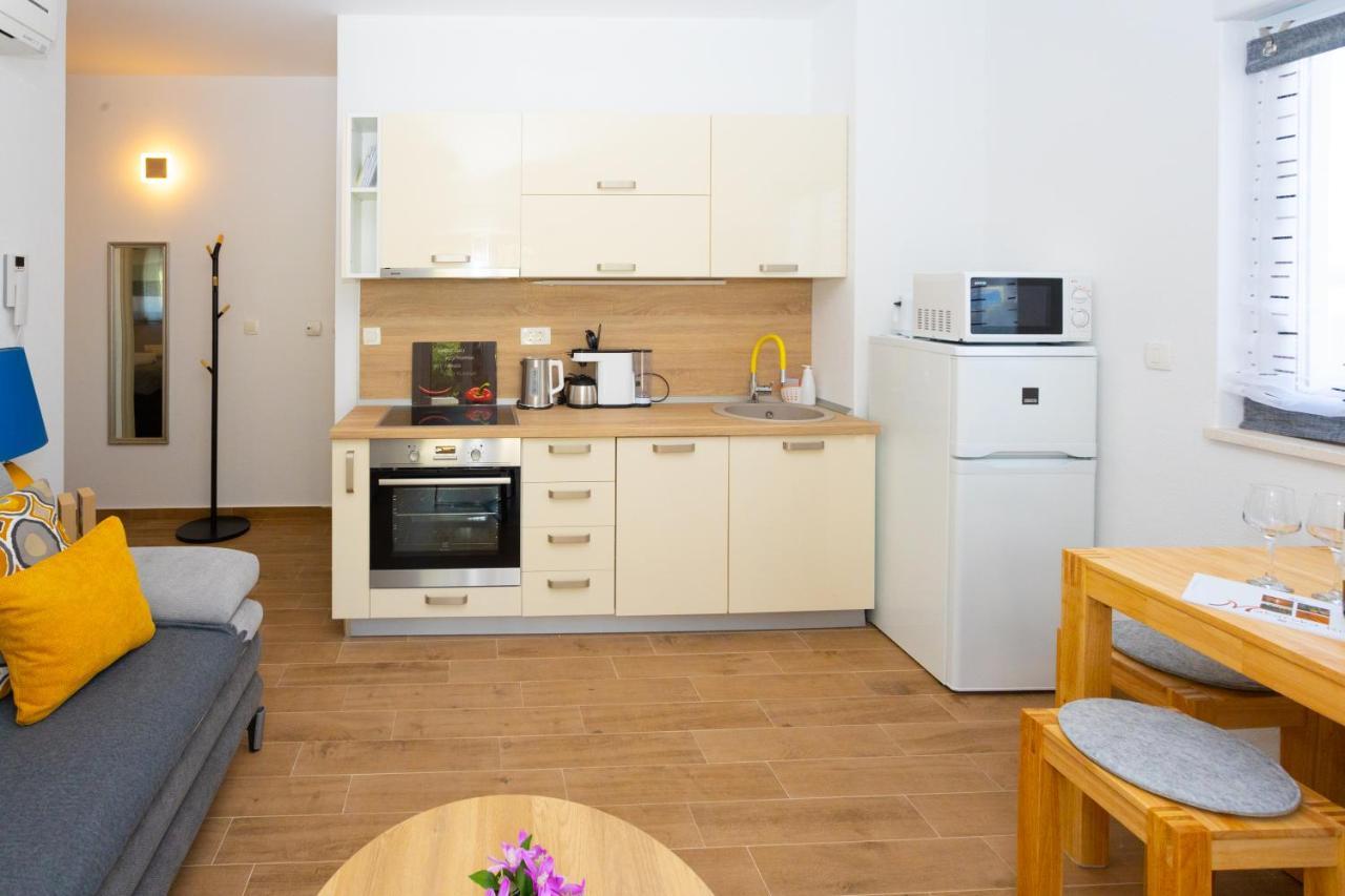 Apartments Jasa Deluxe Makarska Exteriör bild