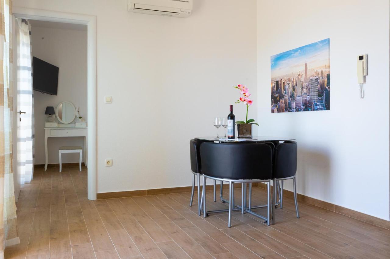 Apartments Jasa Deluxe Makarska Exteriör bild