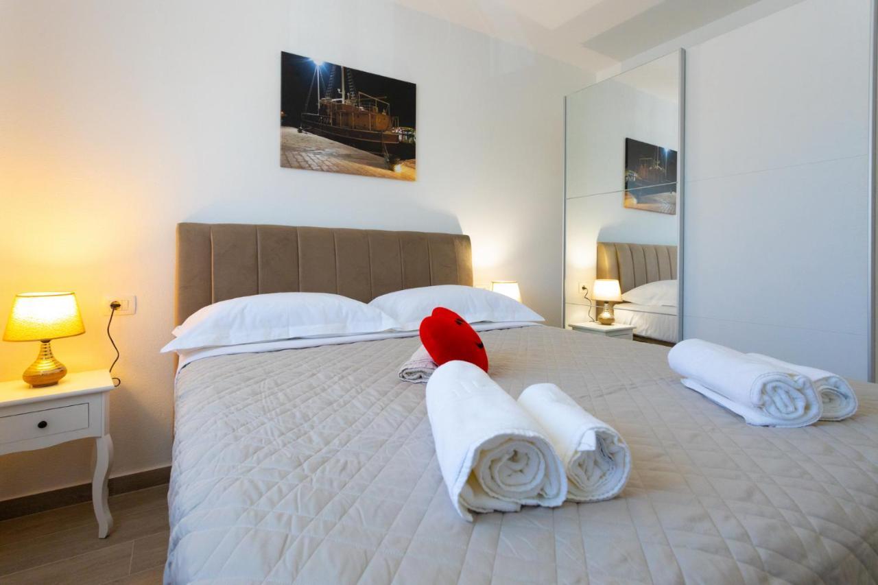 Apartments Jasa Deluxe Makarska Exteriör bild