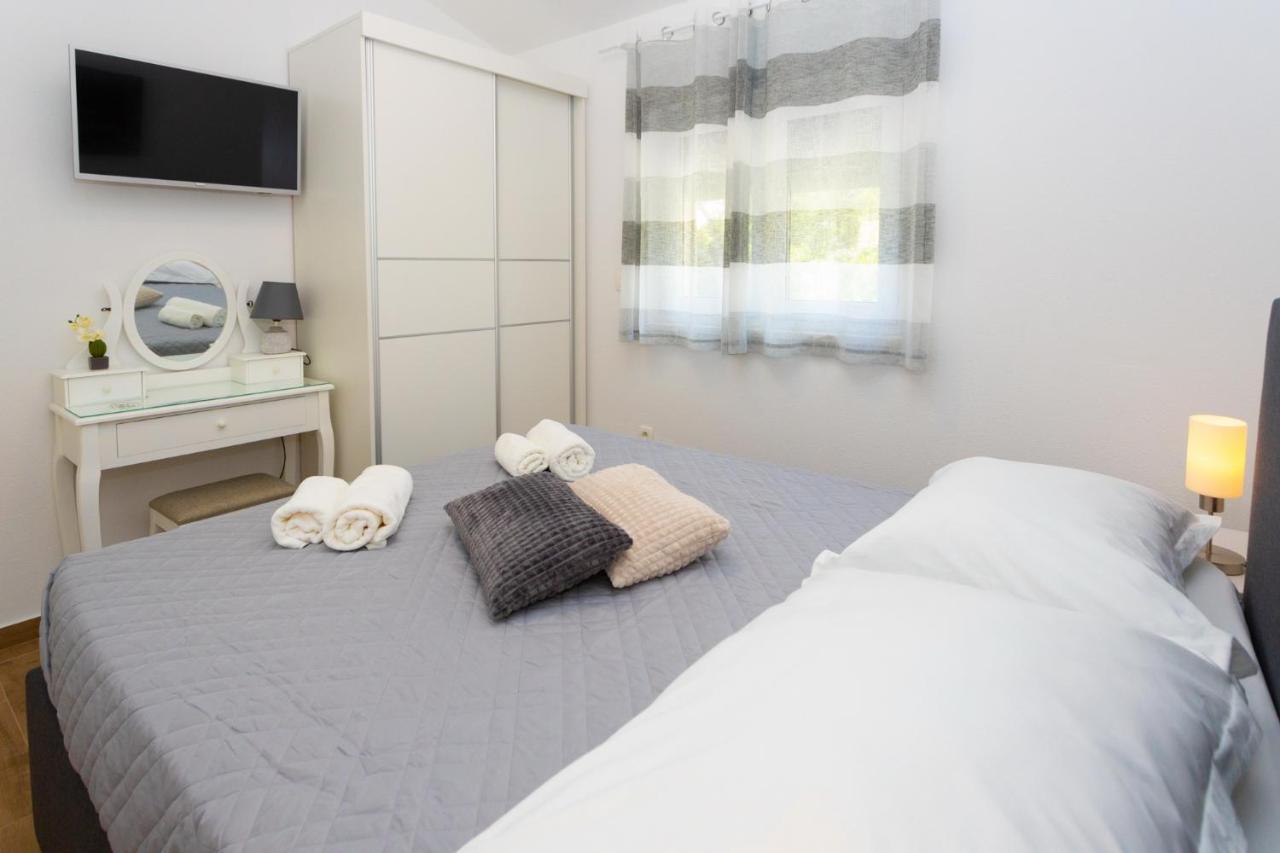 Apartments Jasa Deluxe Makarska Exteriör bild