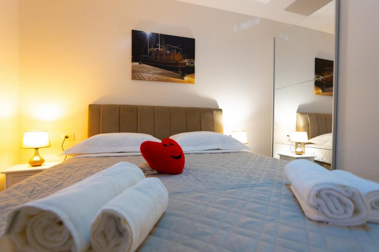 Apartments Jasa Deluxe Makarska Exteriör bild