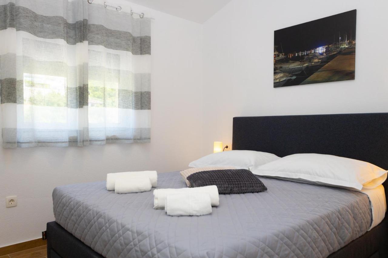Apartments Jasa Deluxe Makarska Exteriör bild