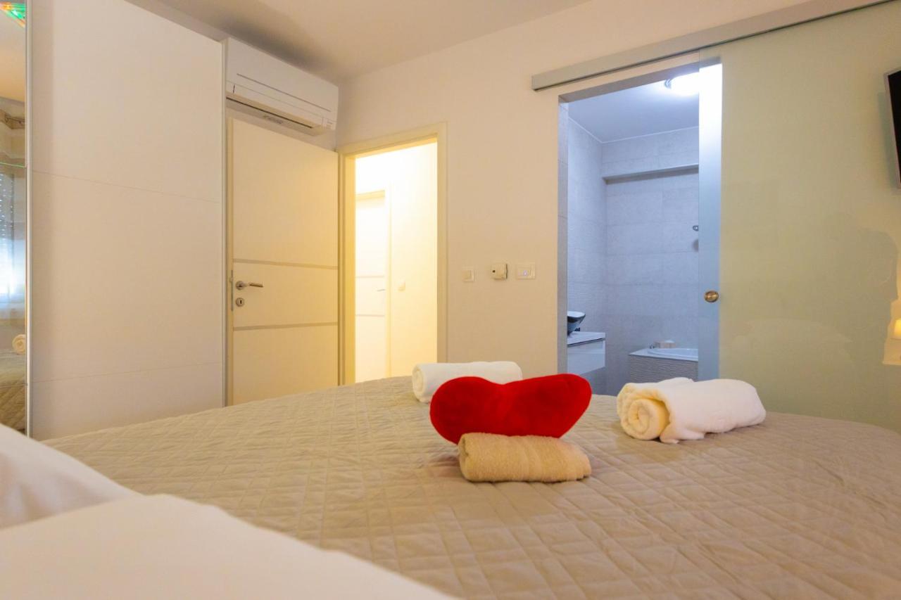 Apartments Jasa Deluxe Makarska Exteriör bild